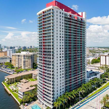 2602 E Hallandale Beach Blvd 1 Br Villa Buitenkant foto