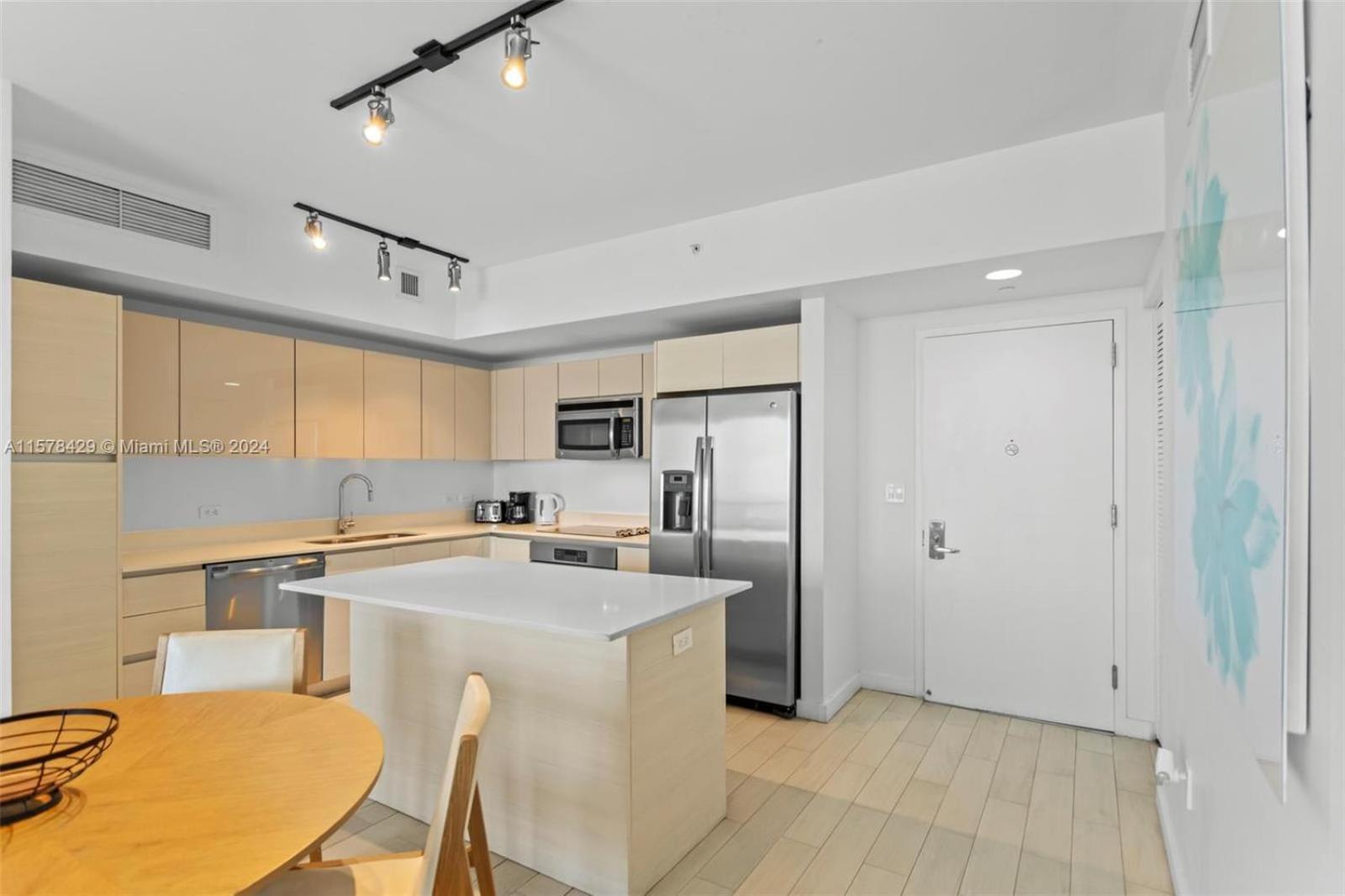 2602 E Hallandale Beach Blvd 1 Br Villa Buitenkant foto